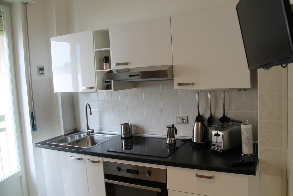 Stephenson Apartment Milánó Szoba fotó