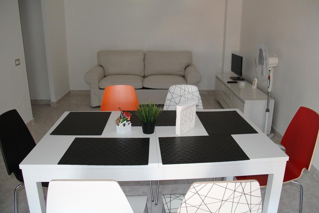 Stephenson Apartment Milánó Szoba fotó