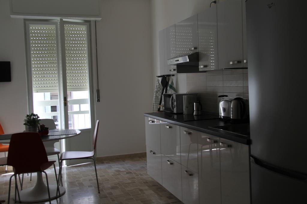 Stephenson Apartment Milánó Szoba fotó
