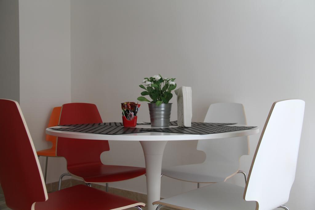 Stephenson Apartment Milánó Szoba fotó