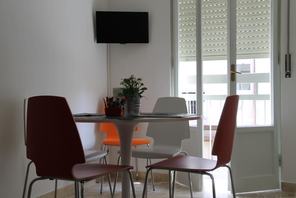 Stephenson Apartment Milánó Szoba fotó