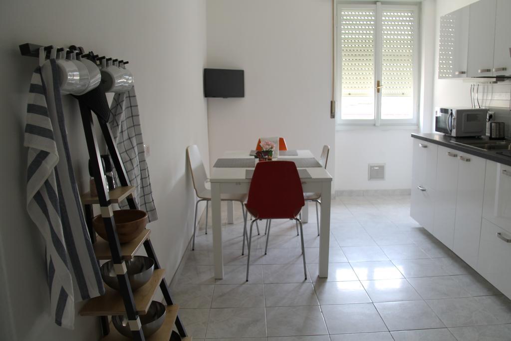Stephenson Apartment Milánó Szoba fotó