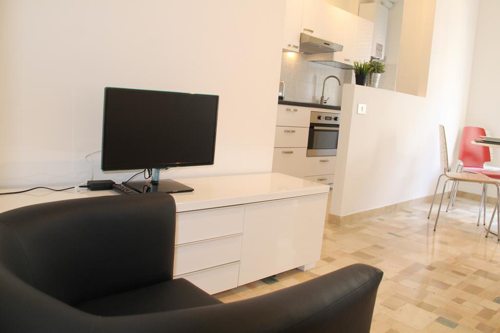 Stephenson Apartment Milánó Szoba fotó