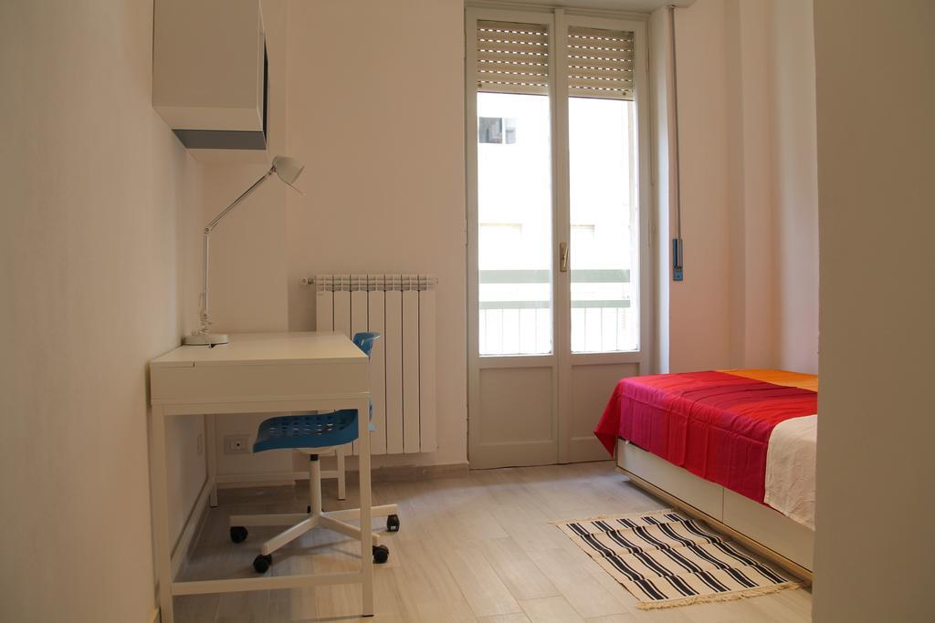 Stephenson Apartment Milánó Szoba fotó