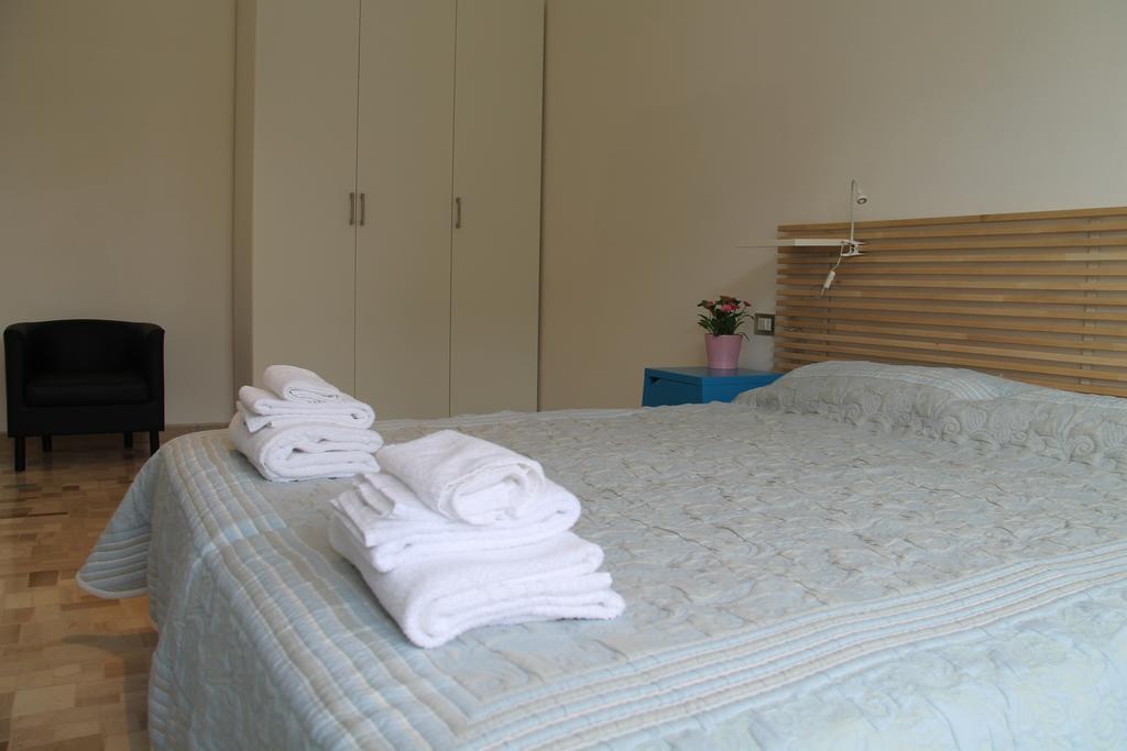 Stephenson Apartment Milánó Szoba fotó